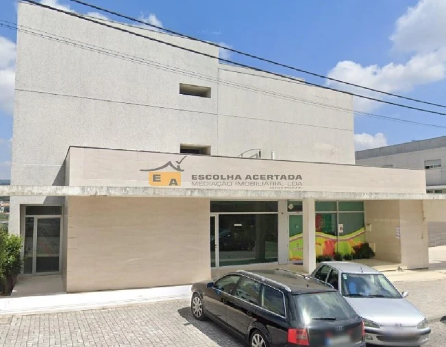 Armazém para Venda em Caldas de Vizela (São Miguel e São João)