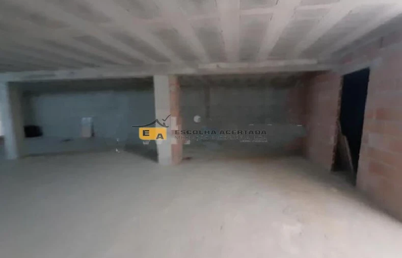 Armazém para Venda em Caldas de Vizela (São Miguel e São João) Foto 5