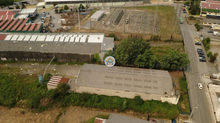 Armazém para Venda em Sanguedo Foto 3