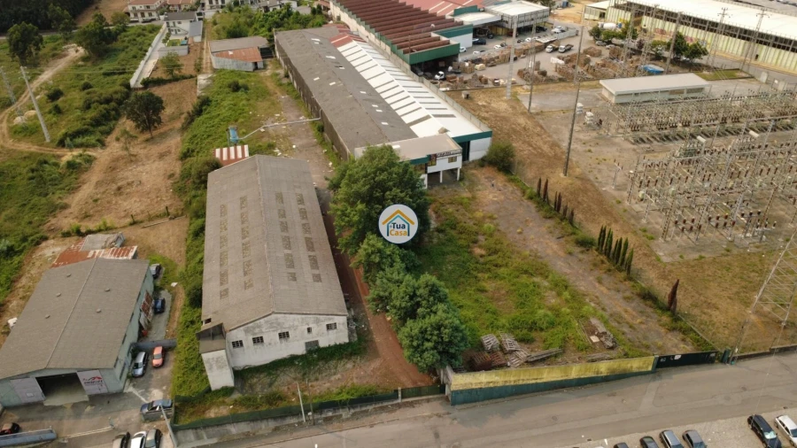 Armazém para Venda em Sanguedo Foto 2