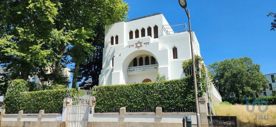 Apartamento T2 para Venda em Lordelo do Ouro e Massarelos Foto 11