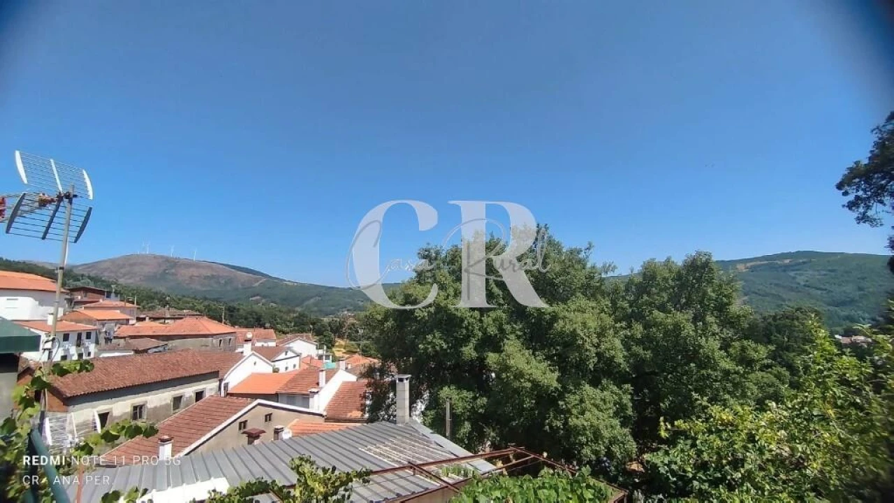 Moradia T3 para Venda em Castanheira de Pêra e Coentral Foto 32