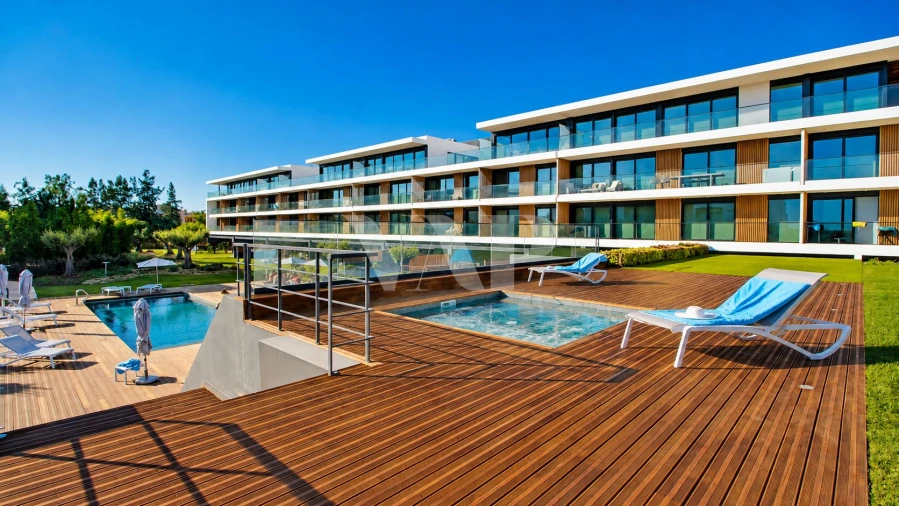 Apartamento T1 para Venda em Quarteira Foto 5