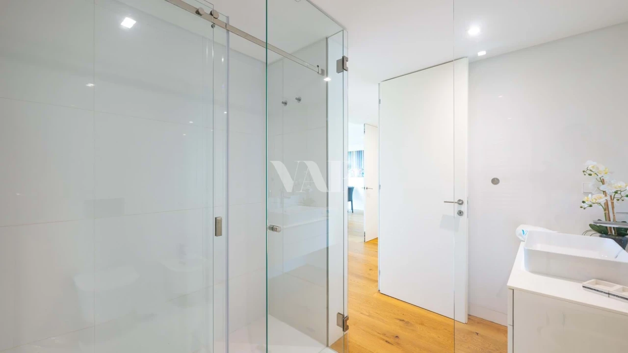 Apartamento T1 para Venda em Quarteira Foto 16