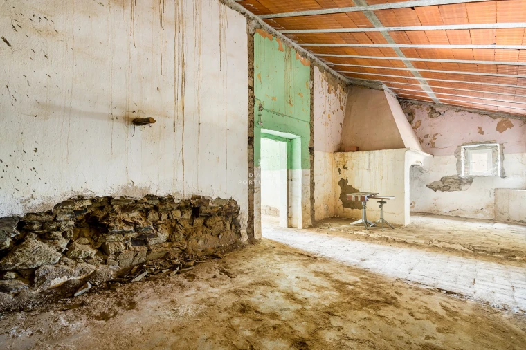 Moradia T4 para Venda em Almodôvar e Graça dos Padrões Foto 12