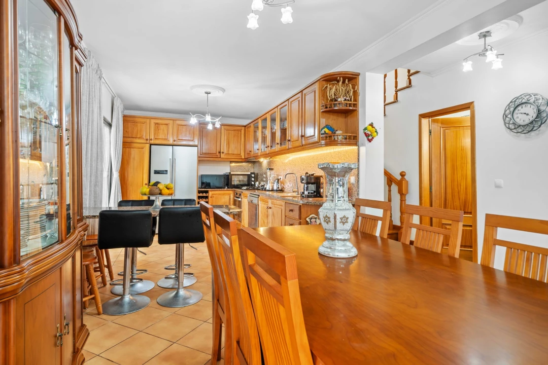 Moradia T4 para Venda em Ponta Delgada Foto 36