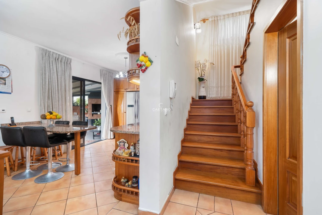 Moradia T4 para Venda em Ponta Delgada Foto 27