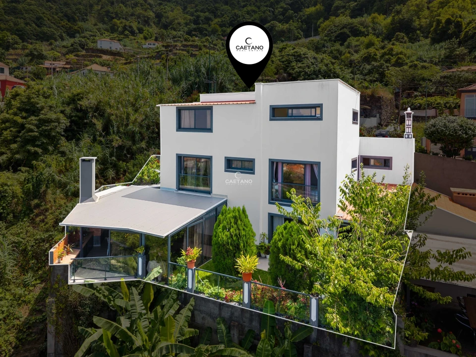 Moradia T4 para Venda em Ponta Delgada Foto 59