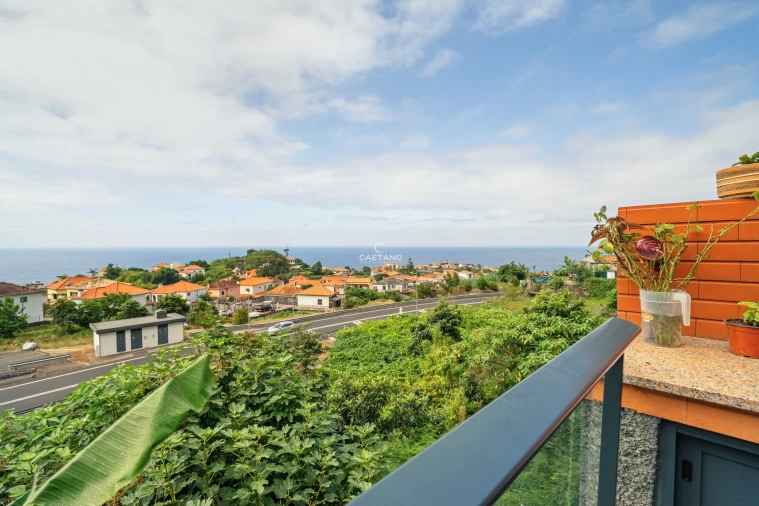 Moradia T4 para Venda em Ponta Delgada Foto 47