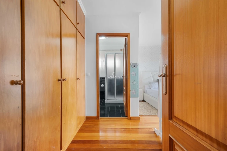 Moradia T4 para Venda em Ponta Delgada Foto 22