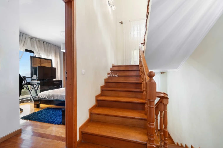 Moradia T4 para Venda em Ponta Delgada Foto 21