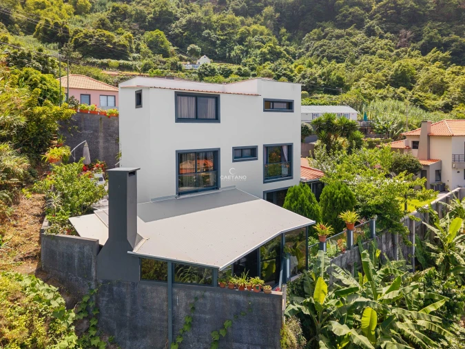 Moradia T4 para Venda em Ponta Delgada Foto 61