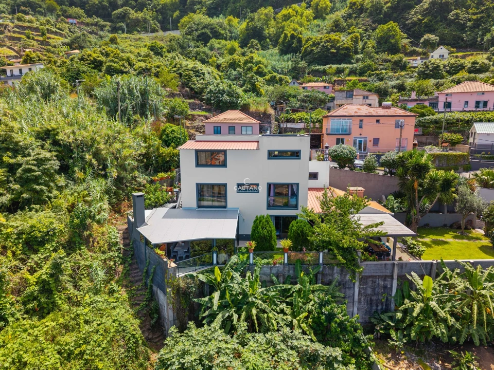 Moradia T4 para Venda em Ponta Delgada Foto 57