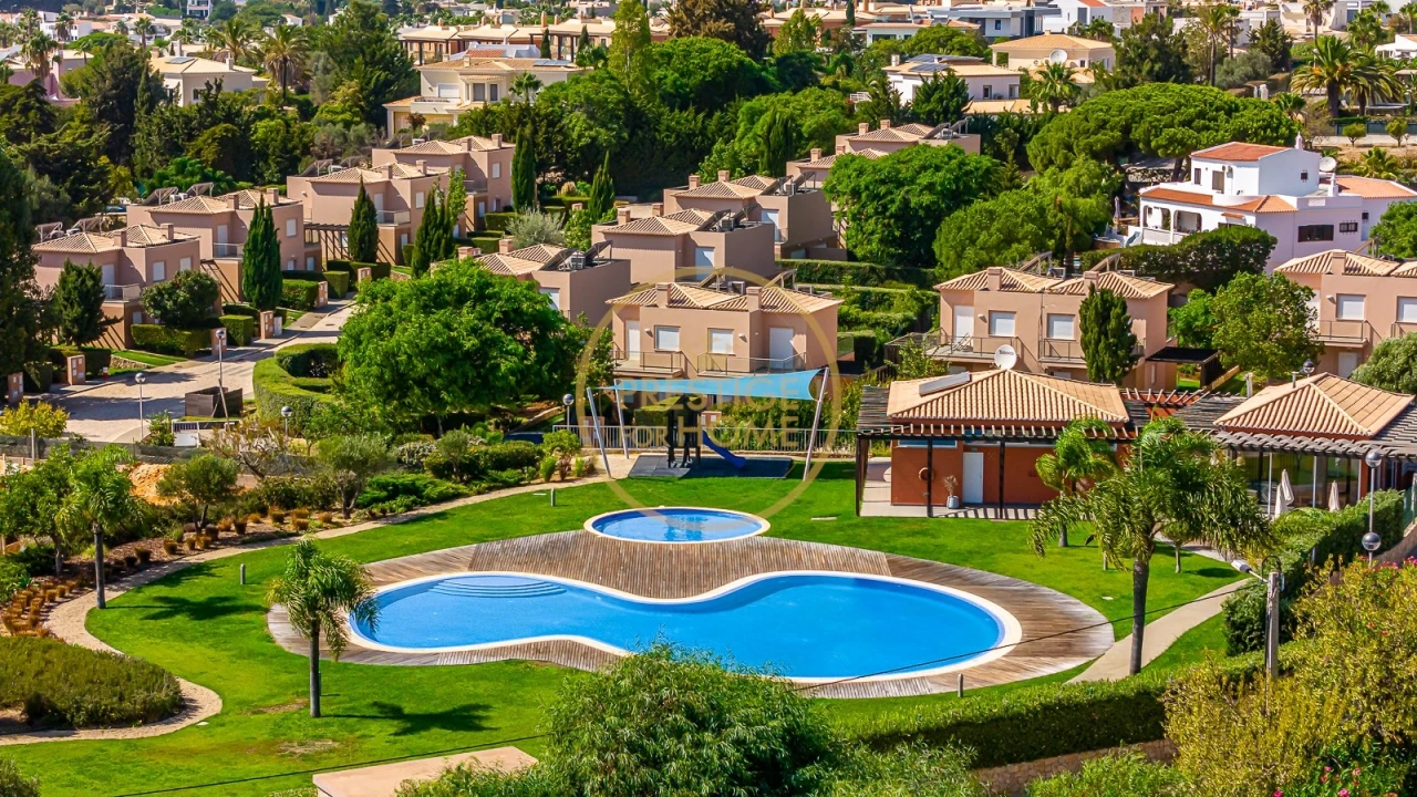 Moradia T2 para Venda em Lagoa e Carvoeiro Foto 1