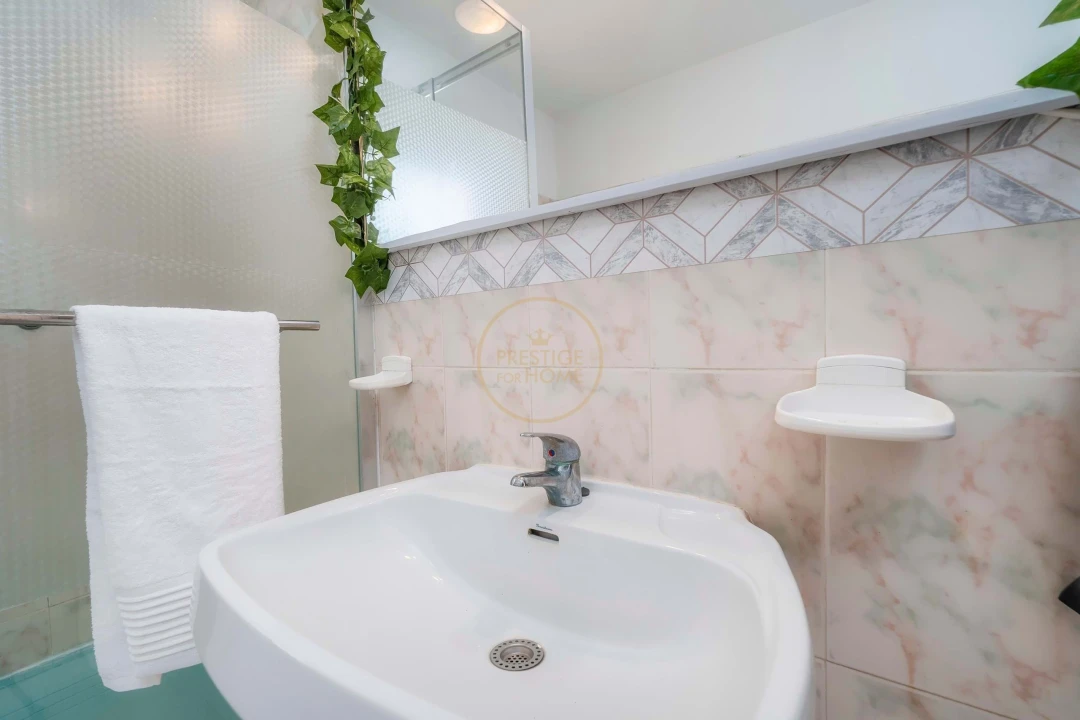 Moradia T4 para Arrendamento em Quarteira Foto 44