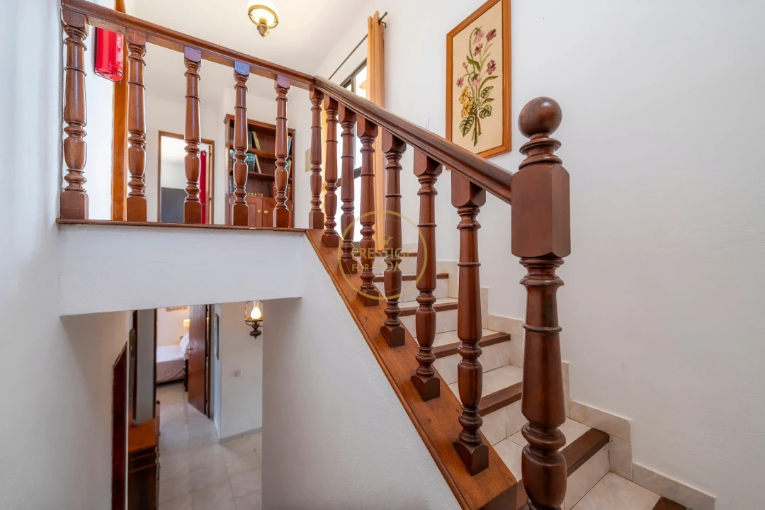 Moradia T4 para Arrendamento em Quarteira Foto 32