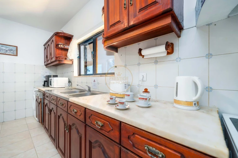 Moradia T4 para Arrendamento em Quarteira Foto 17