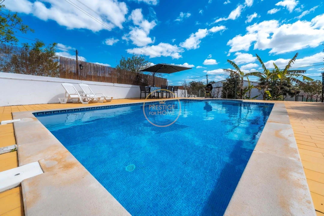 Moradia T4 para Arrendamento em Quarteira Foto 55