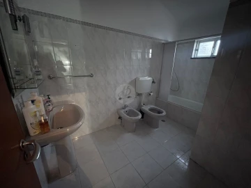 Moradia T2 para Venda em Lagos (São Sebastião e Santa Maria)
