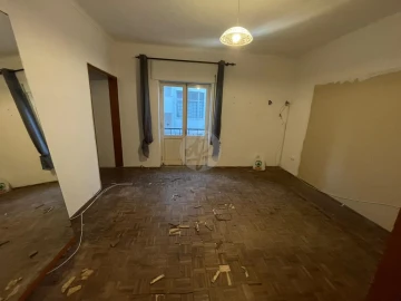 Moradia T2 para Venda em Lagos (São Sebastião e Santa Maria)