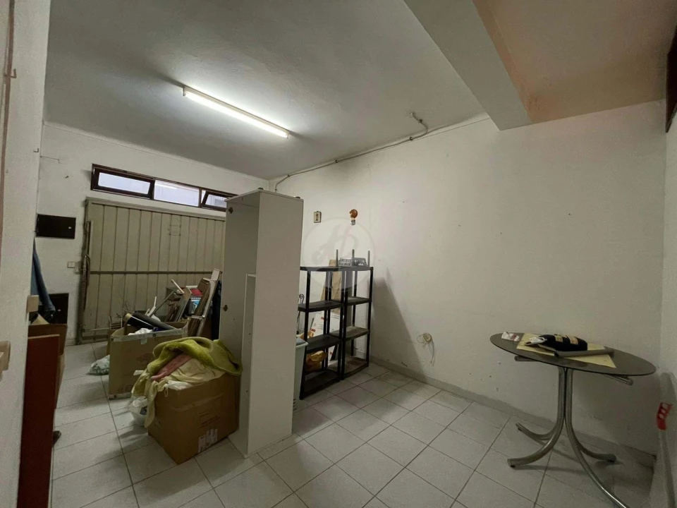 Moradia T2 para Venda em Lagos (São Sebastião e Santa Maria) Foto 4
