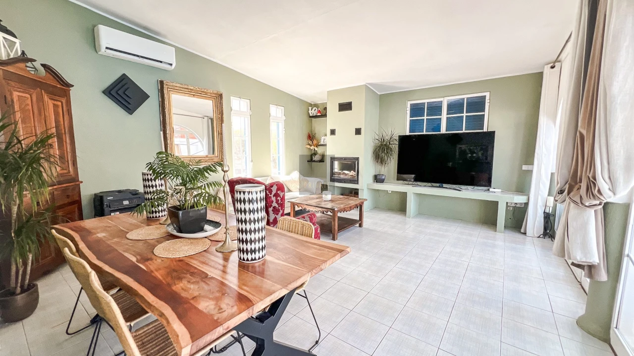 Moradia T5 para Venda em Santa Barbara de Nexe Foto 51