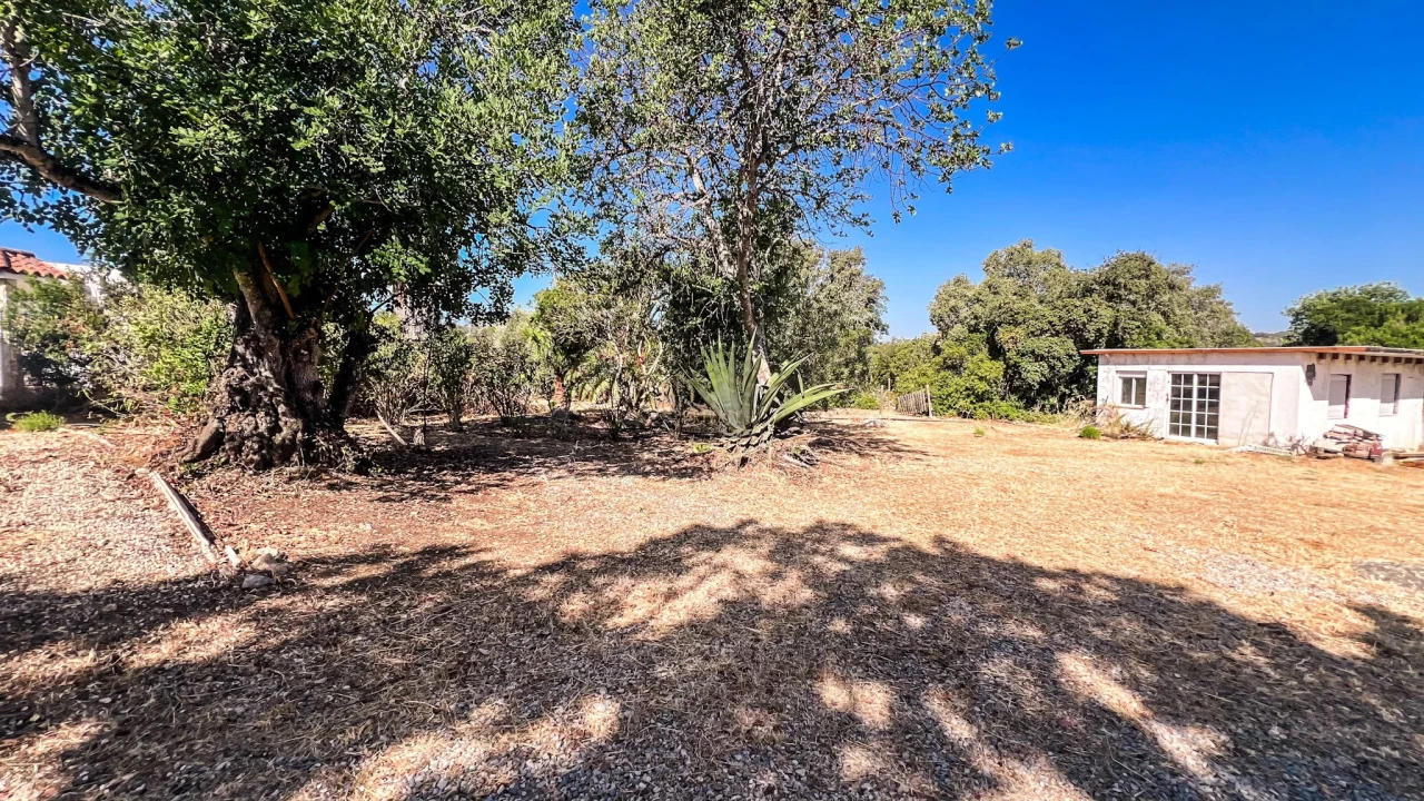 Moradia T5 para Venda em Santa Barbara de Nexe Foto 75