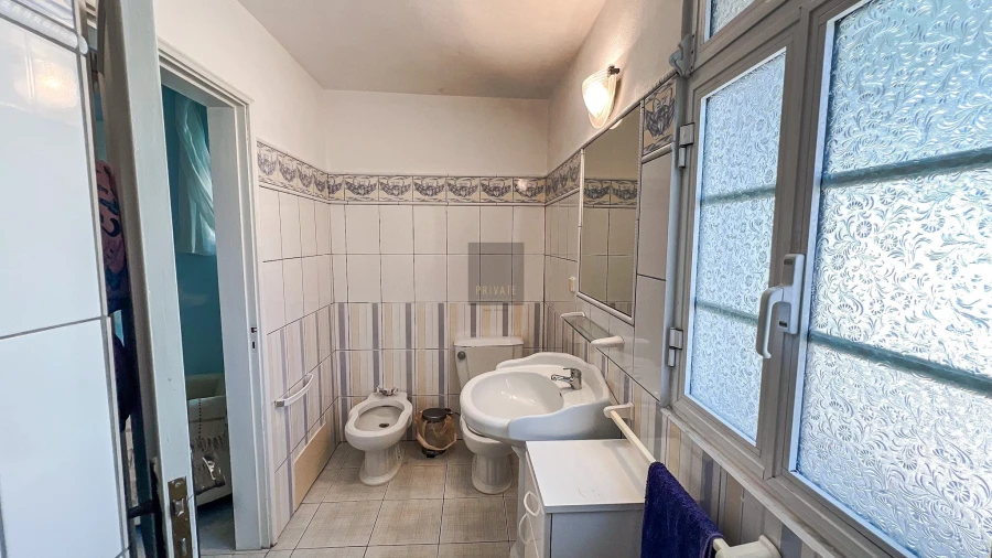 Moradia T5 para Venda em Santa Barbara de Nexe Foto 70