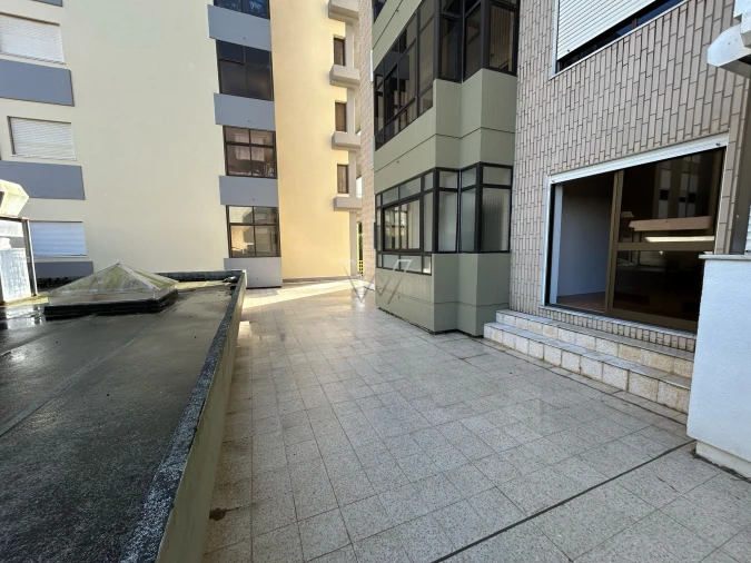 Apartamento T2 para Venda em Buarcos Foto 15