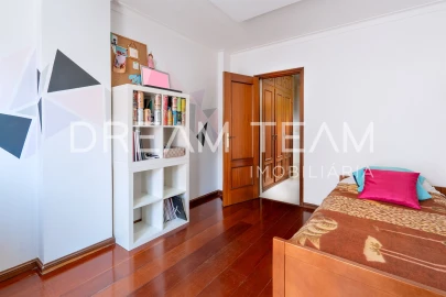 Apartamento T2 para Venda em Rio de Mouro