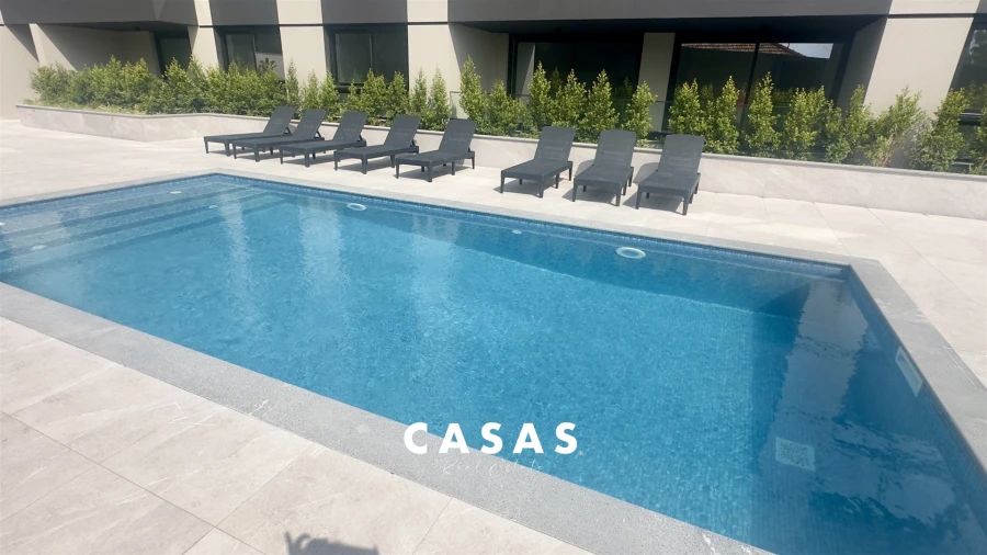 Apartamento T2 para Arrendamento em Santo Antonio Foto 3