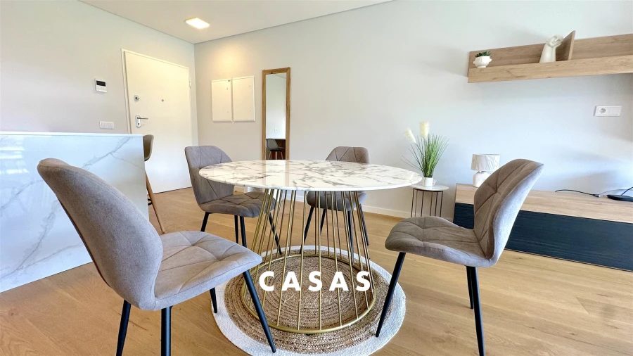 Apartamento T2 para Arrendamento em Santo Antonio Foto 14