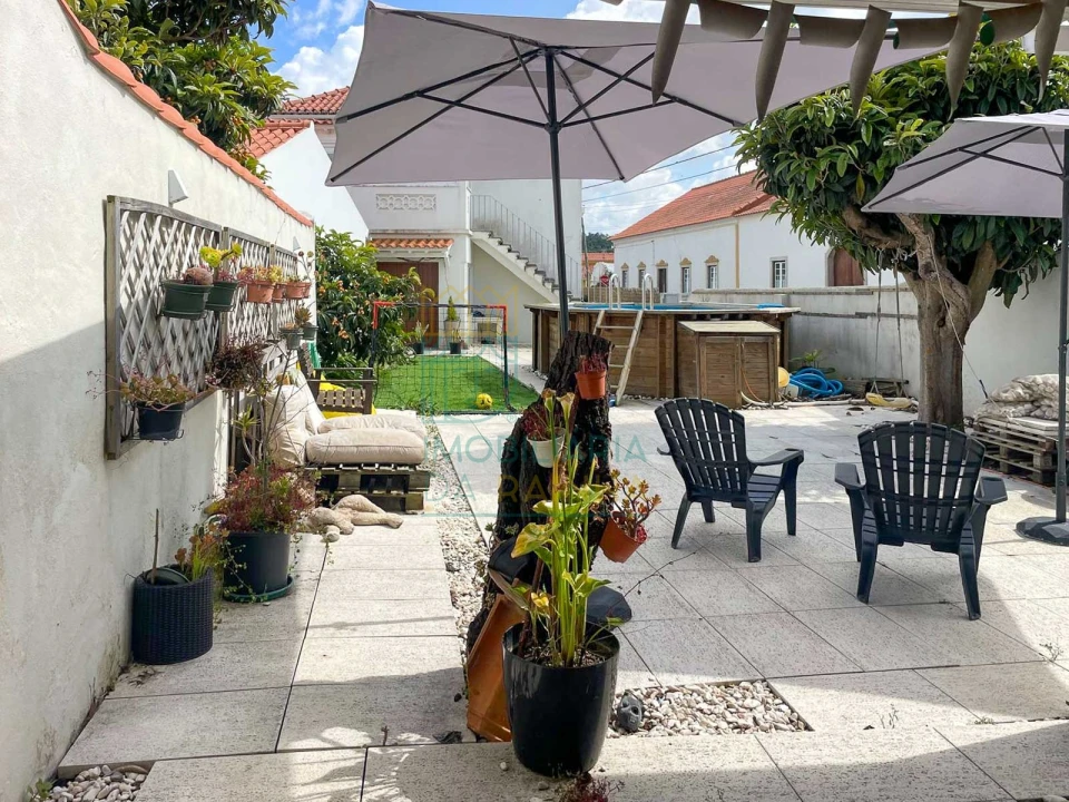 Moradia T2 para Venda em Olho Marinho Foto 8