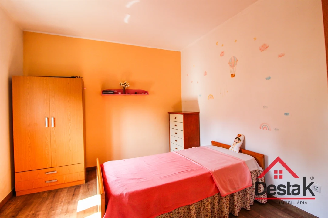 Quinta T3 para Venda em Arcozelo das Maias Foto 26