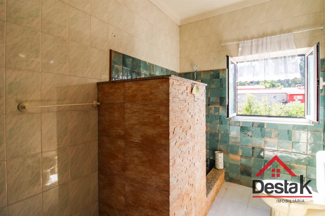 Quinta T3 para Venda em Arcozelo das Maias Foto 17