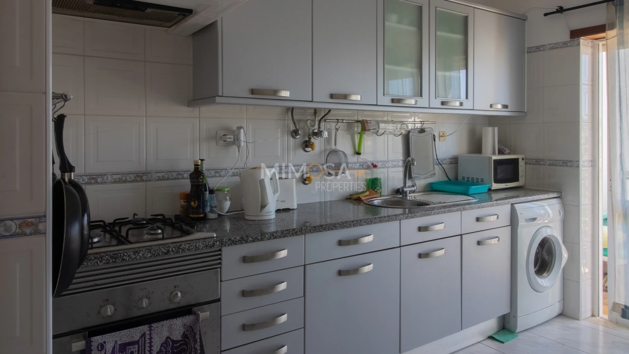 Apartamento T3 para Arrendamento em Lagos (São Sebastião e Santa Maria) Foto 6