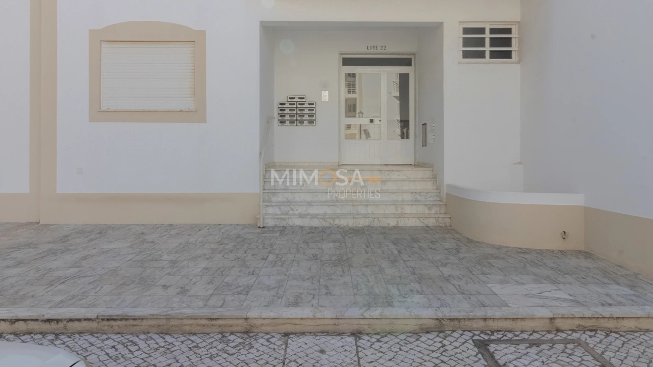 Apartamento T3 para Arrendamento em Lagos (São Sebastião e Santa Maria) Foto 25