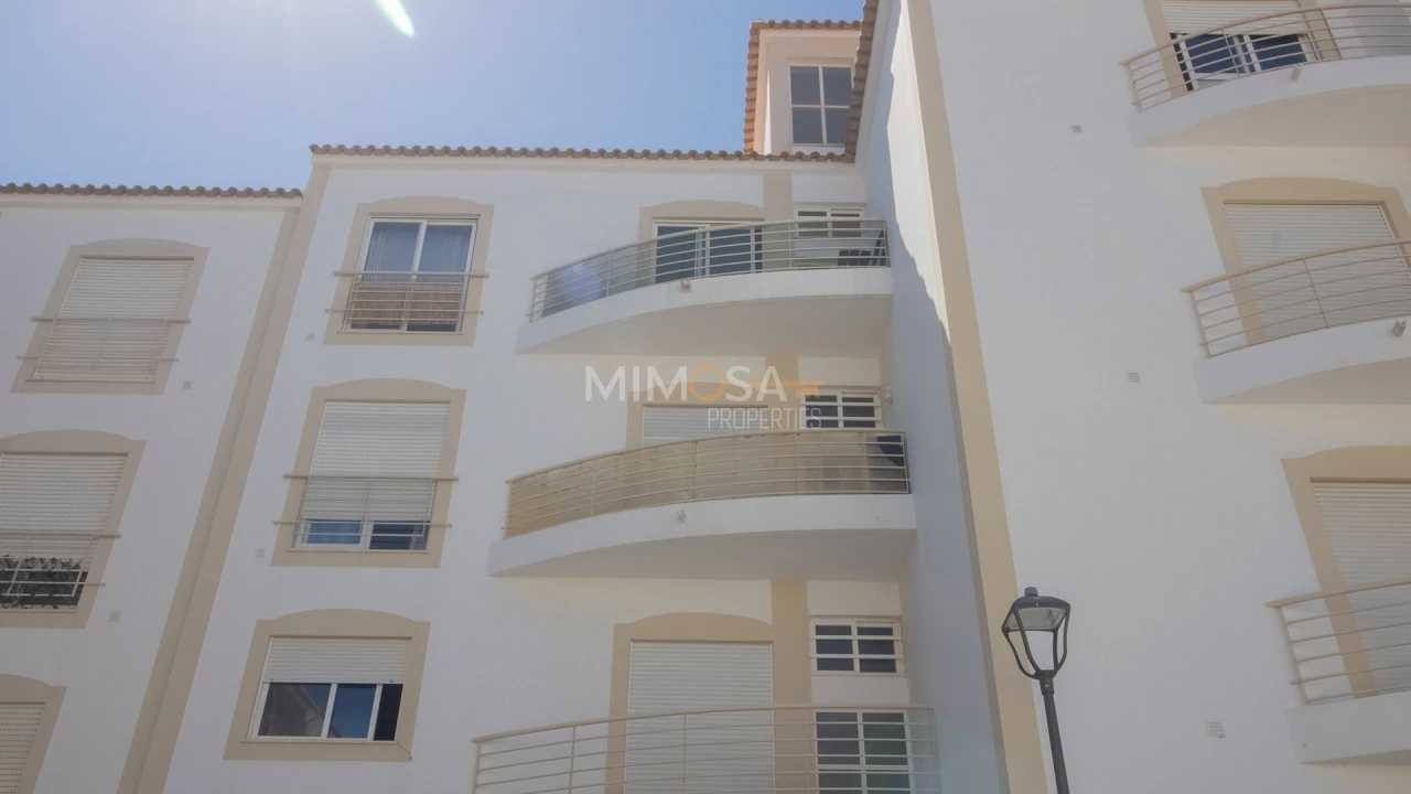 Apartamento T3 para Arrendamento em Lagos (São Sebastião e Santa Maria) Foto 26