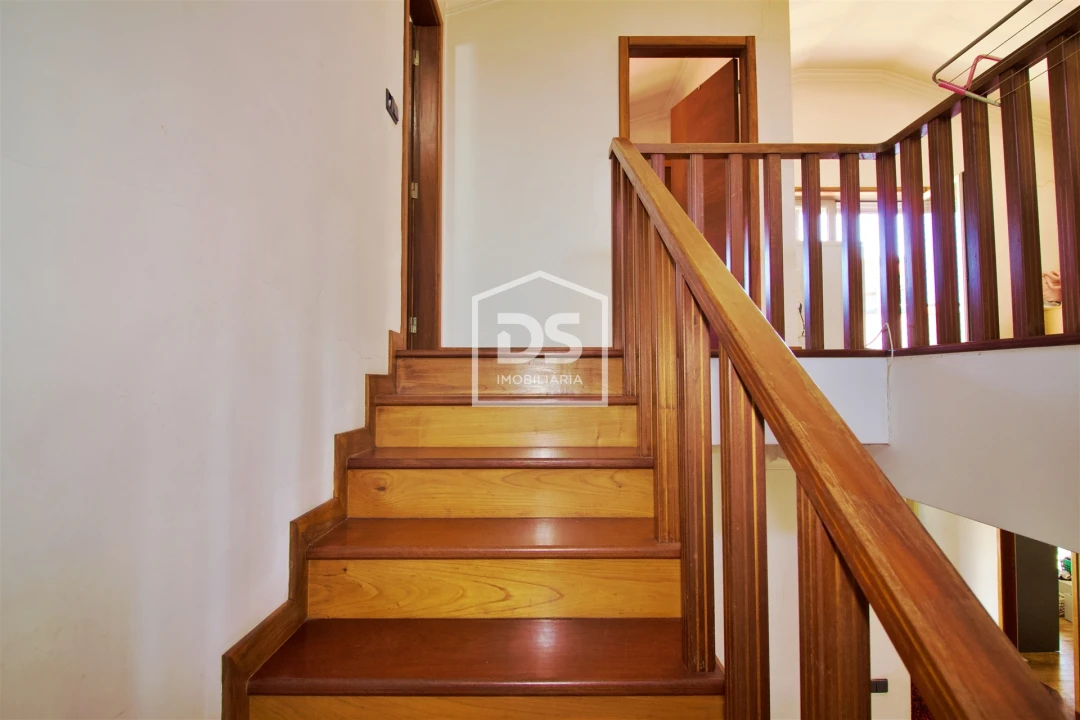 Moradia T3 para Venda em Croca Foto 10