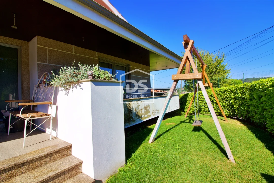 Moradia T3 para Venda em Croca Foto 5