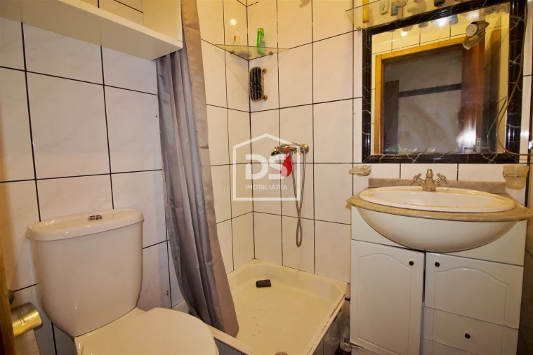 Moradia T3 para Venda em Croca Foto 20