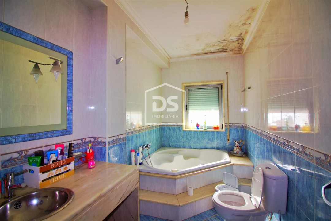 Moradia T3 para Venda em Croca Foto 11