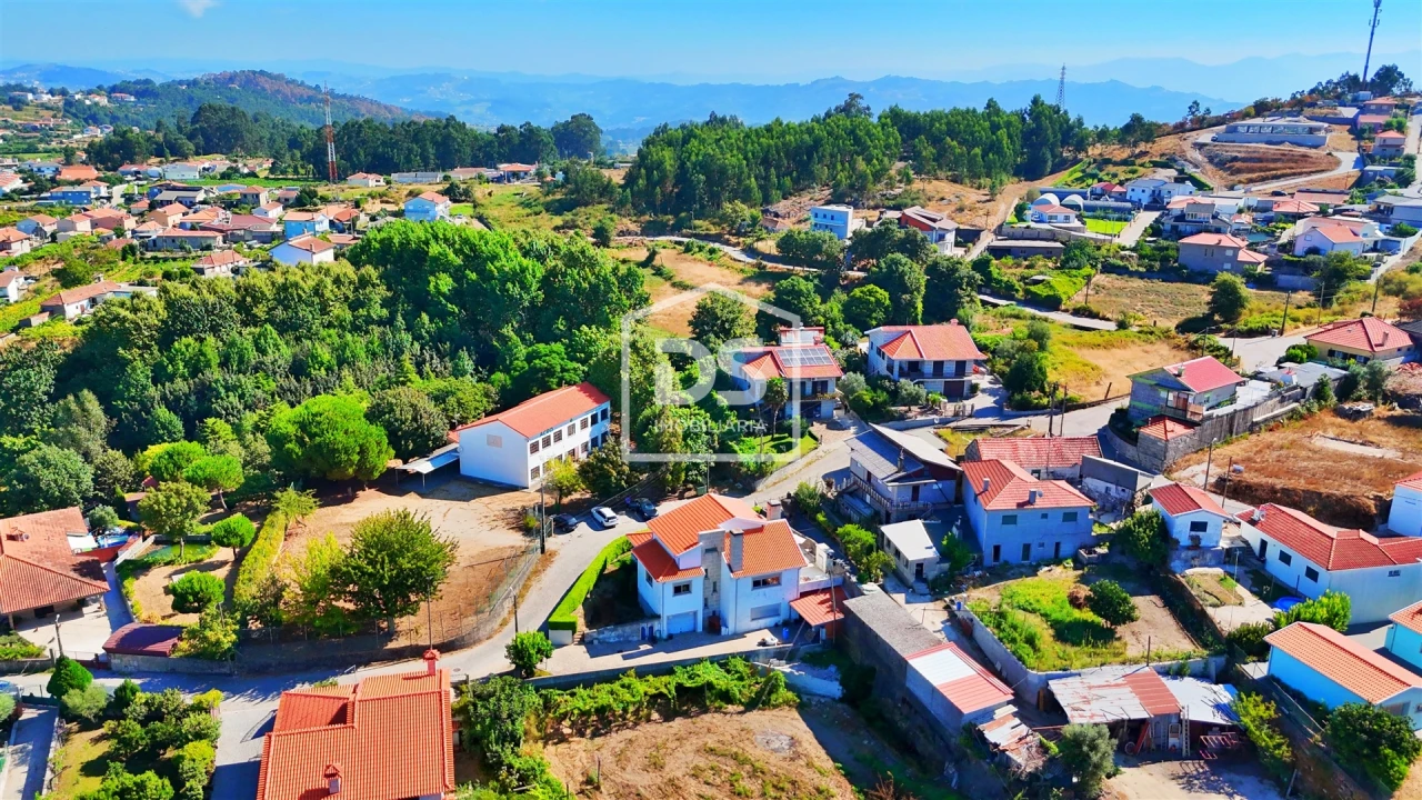 Moradia T3 para Venda em Croca Foto 29