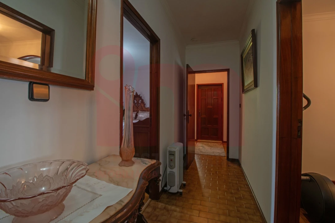 Moradia T3 para Venda em Vilarinho Foto 16