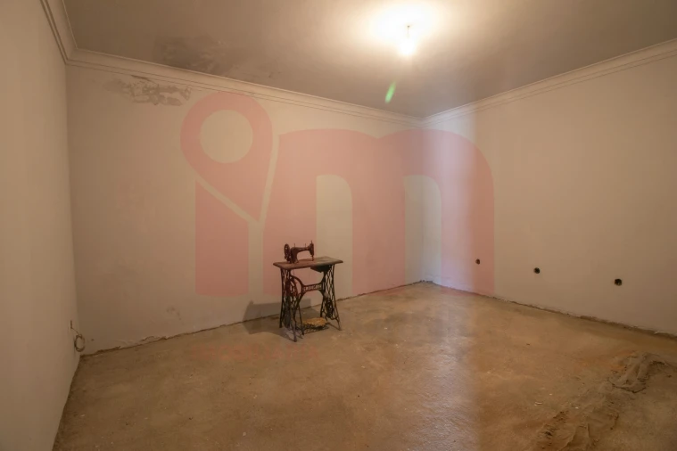 Moradia T3 para Venda em Vilarinho Foto 39