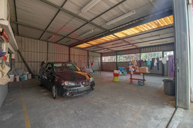 Moradia T3 para Venda em Vilarinho Foto 46