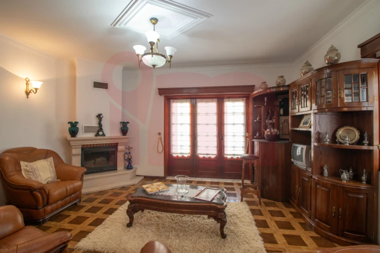 Moradia T3 para Venda em Vilarinho Foto 22