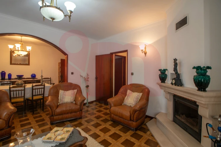 Moradia T3 para Venda em Vilarinho Foto 23