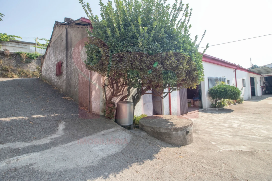 Moradia T3 para Venda em Vilarinho Foto 54