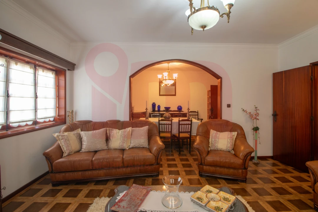 Moradia T3 para Venda em Vilarinho Foto 25